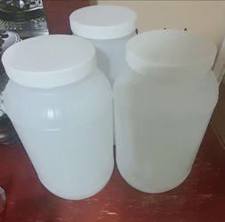 3 Plastic jars