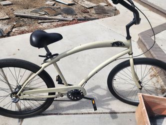 26in  3SPEED  GREAT  CONDITION  RIDE  WELL