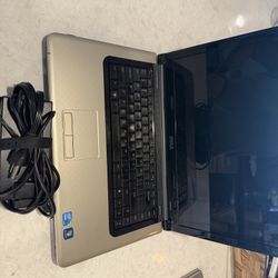 For parts! Dell Inspiron 1564 Laptop – 15.6” – Intel Core i5 M430 2.27GHz – 4GB RAM – With Charger