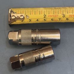 Snap-on Tools 3/8" Drive 6-Point SAE 9/16" And 5/8" Flank DriveR Spark Plug Socket