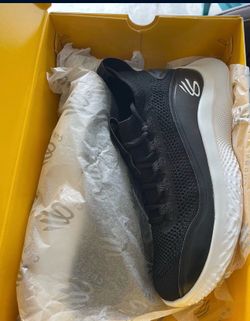 Under armor curry 8 Size 10.5