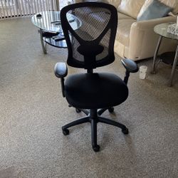 Staples Carder Office Chair