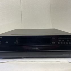 Onkyo Integra 6 Disc Compact Disc CD Changer Model DX-C909 - NO REMOTE - TESTED