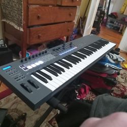 FL Studio 'Novation' 61key Keyboard
