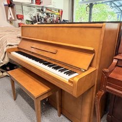 Yamaha P2 Walnut Upright Piano