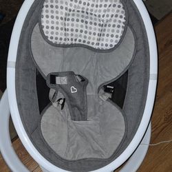 Munchkin Bluetooth Swing