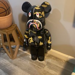 Bape Shark New York Madison Bape Store One Year Anniversary Be@rbrick 1000%