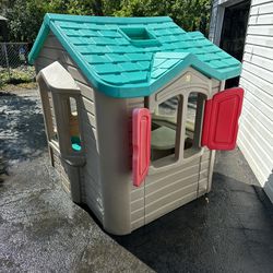 Kids Playhouse With Kitchen Set Included 