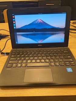 Dell Latitude laptop , 11.6-inch, Unbutu 24.04.5 LTS