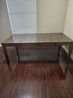 Kitchen table