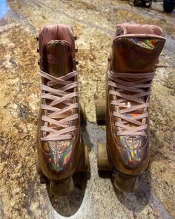 Impala iridescent rollerskates