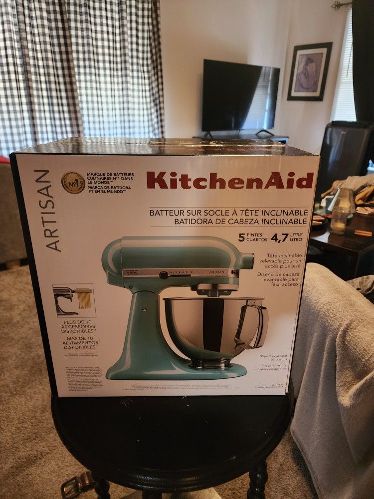KitchenAid 5Qt Mixer Never Opened