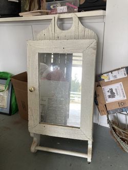 Farmhouse Medicine Cabinet