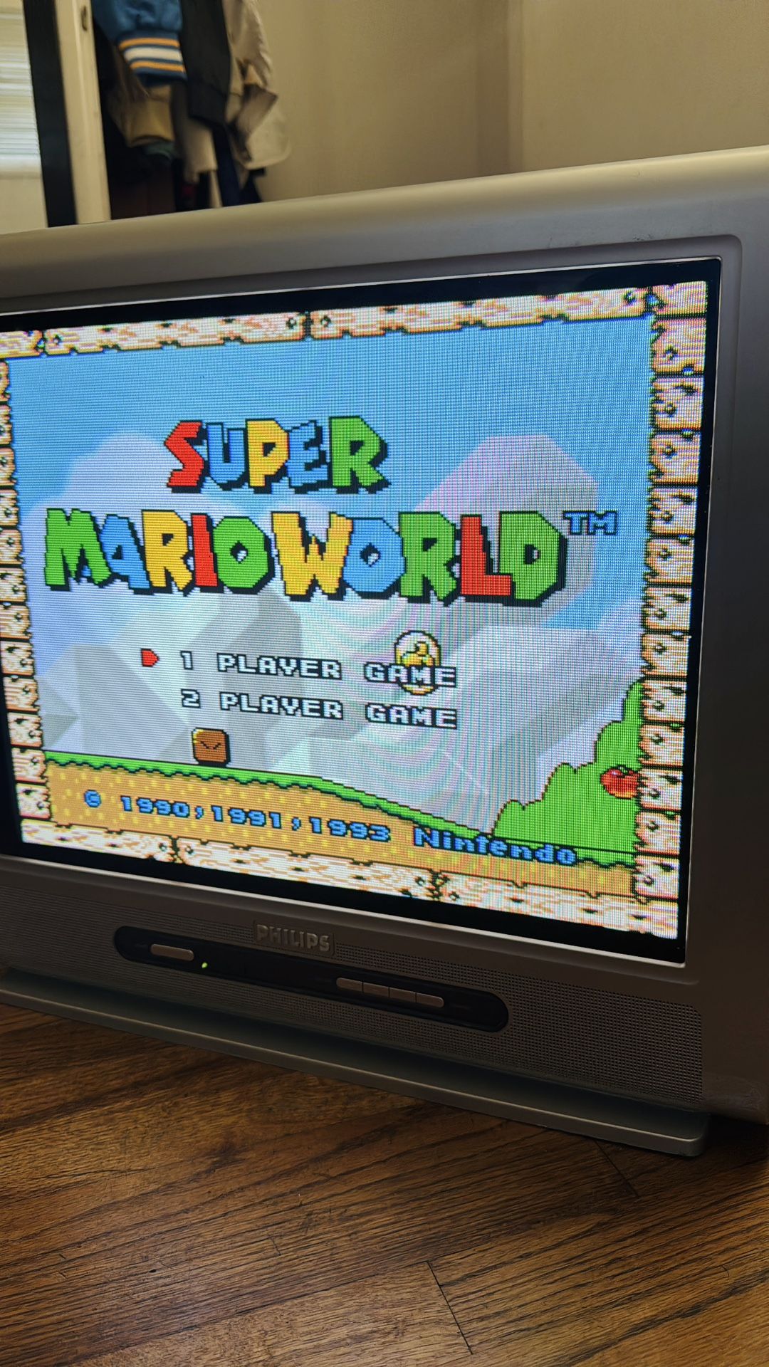 20” Philips CRT TV