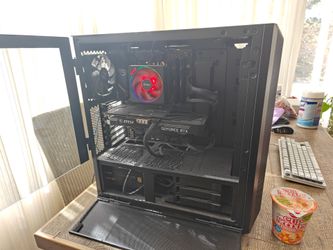 Gaming PC // NO TRADES // specs listed in image.