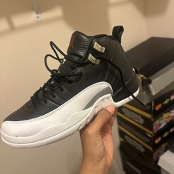 jordan 12s with box
