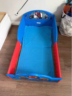 Spiderman toddler bed