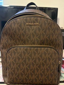 Michelkors hand bag