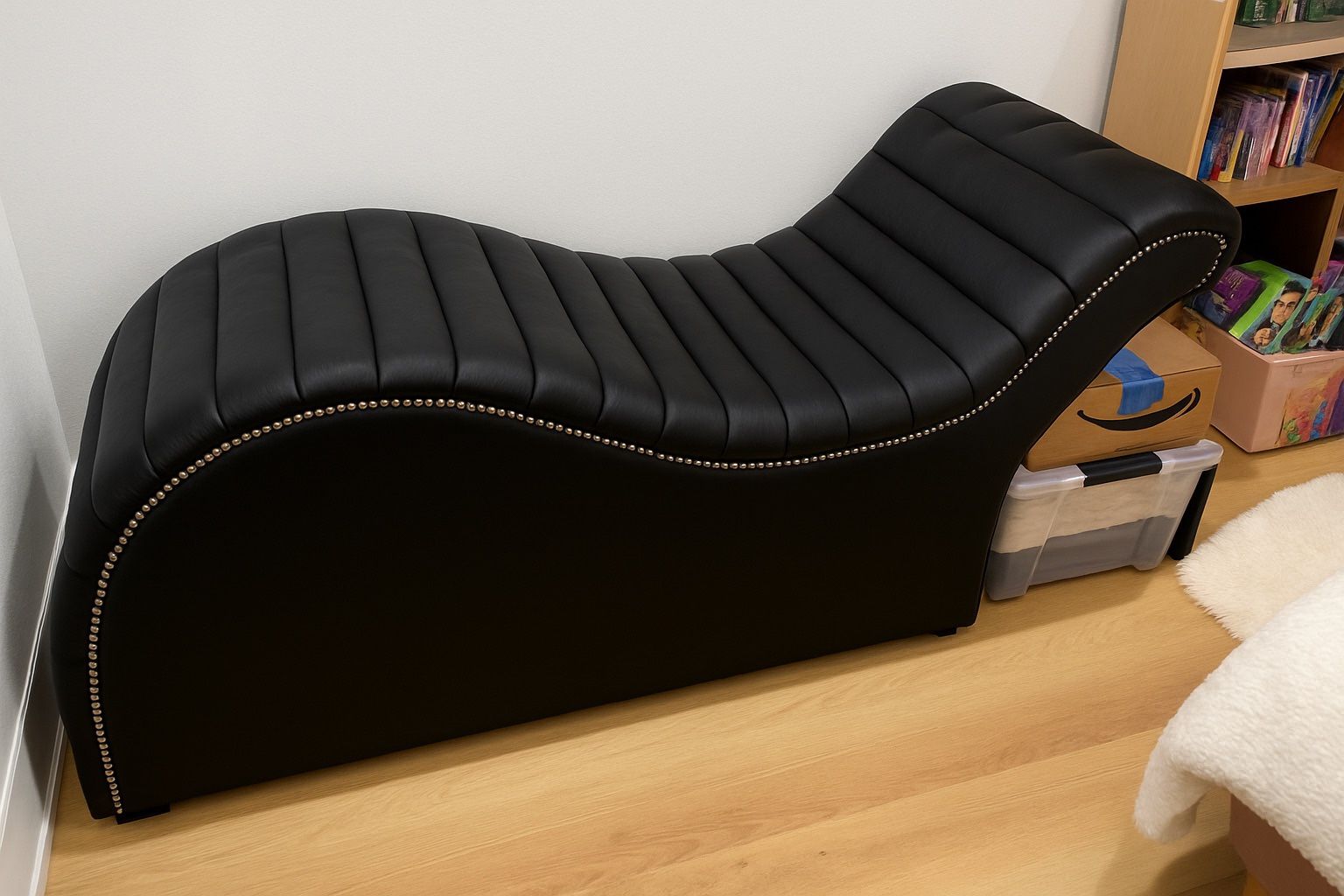 ESTHI Bed | Lounge Chair