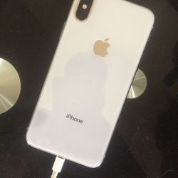 Apple iPhone X - 64GB - Space Gray (Unlocked) A1865 (CDMA + GSM)