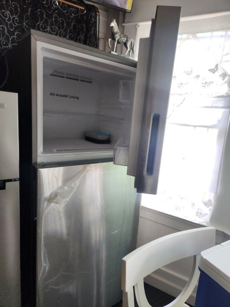 Bello Refrigerador 300 L.A.