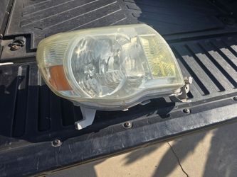 2nd Gen Tacoma OEM Headlights