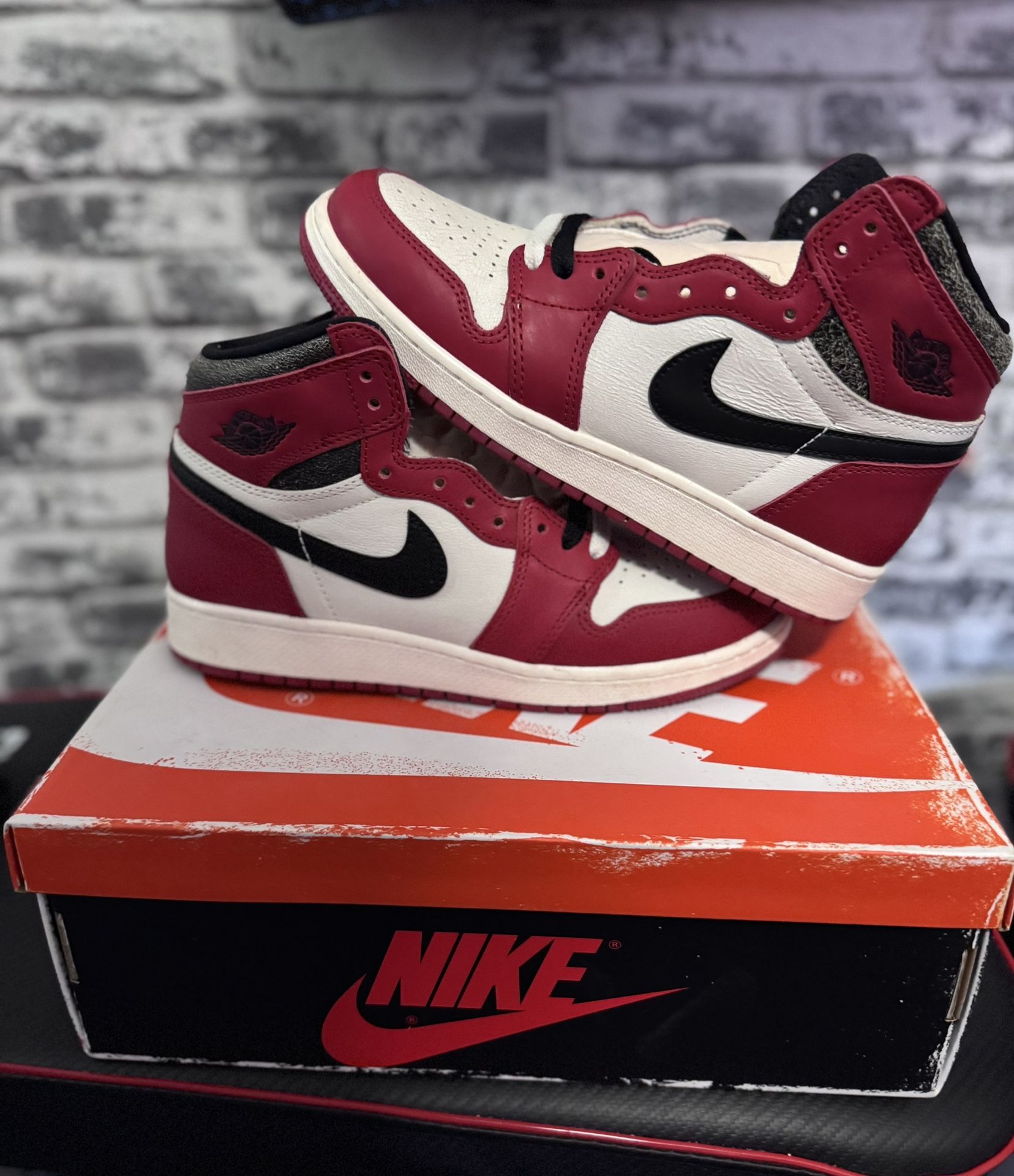 Brand New Jordan 1 Lost And Found 6Y / 7.5W