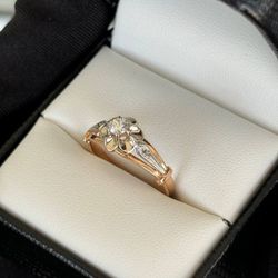 14k two tone rose gold 0.25Ct diamond flower ring size 8