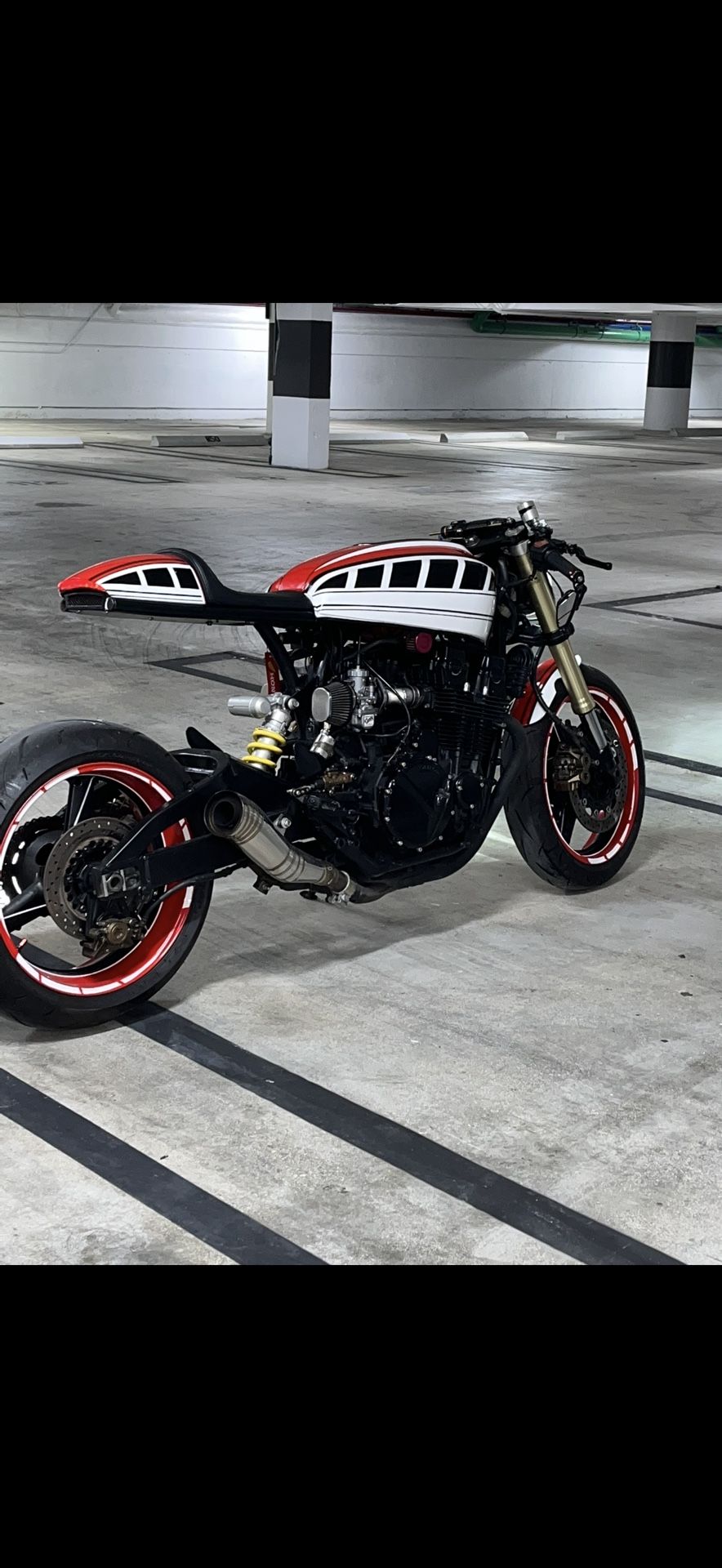 1991 Honda 750 Custom made unishock