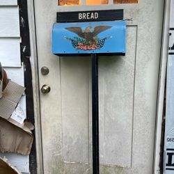Mail Box