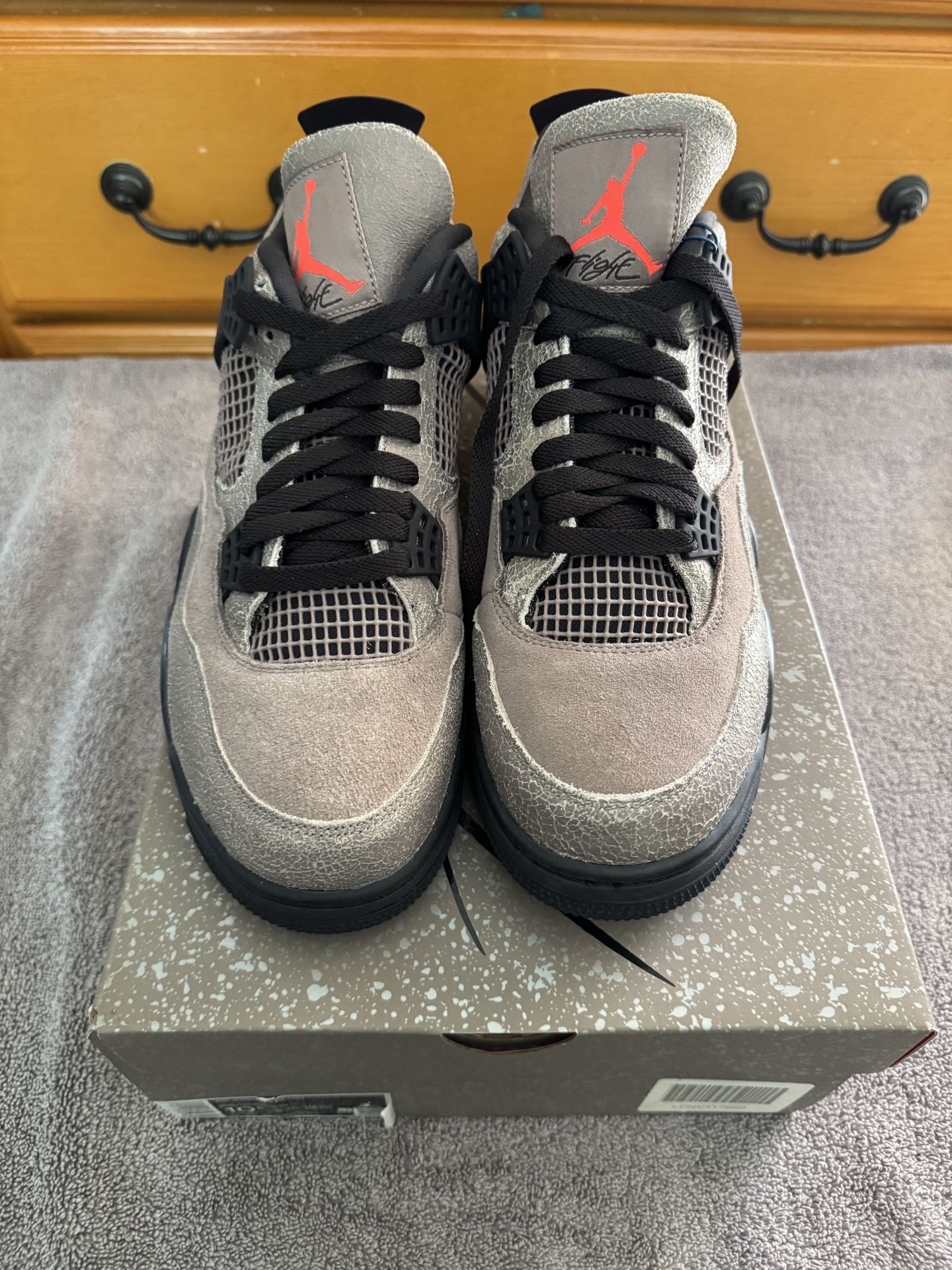 Jordan 4 Taupe haze 10.5