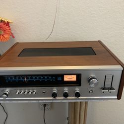 Realistic Stereo Receiver 