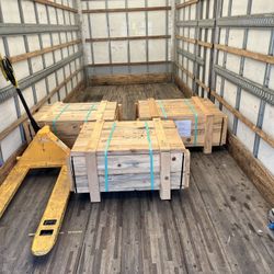 Truck/pallets