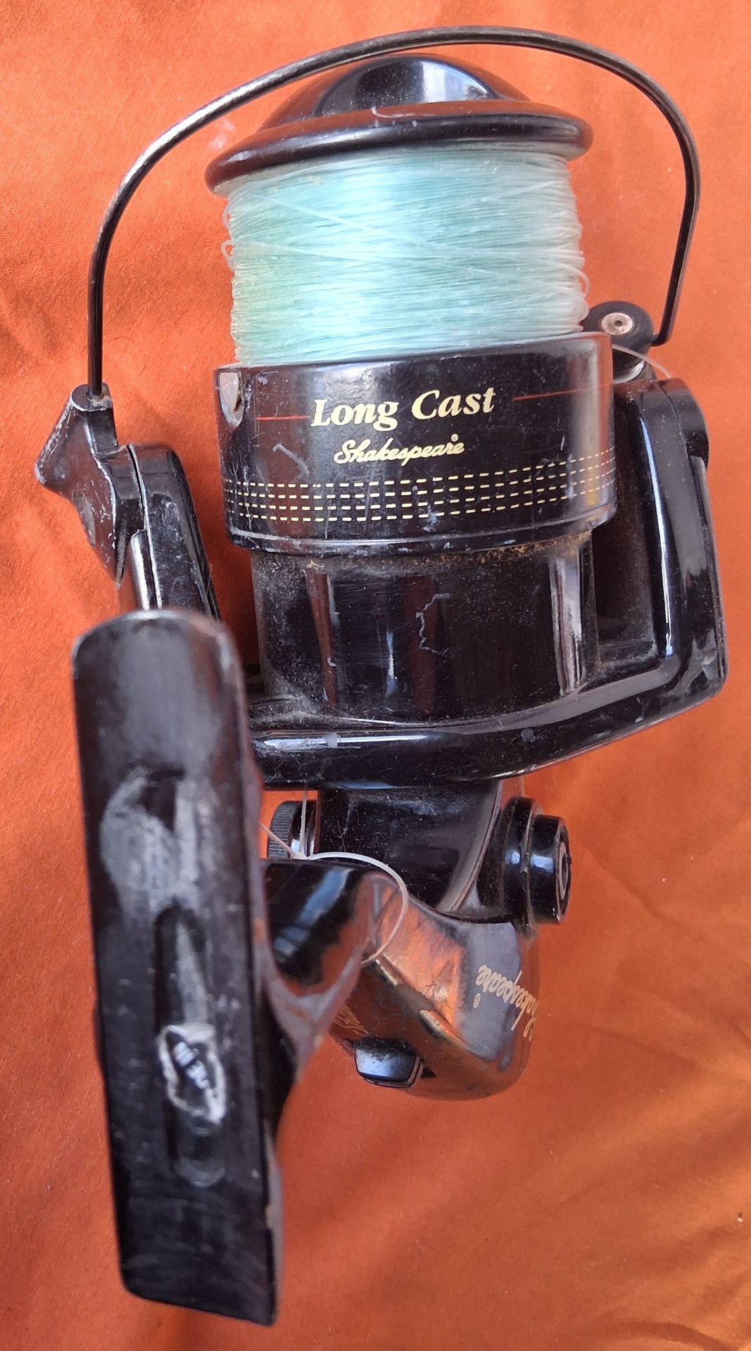Shakespeare long cast bws 700 fishing reel