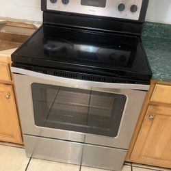 Whirlpool Electric Range