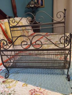 Metal Magazine/Textile  Rack