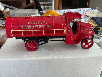 Mack die-cast collectable