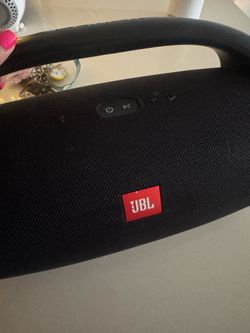 JBL boom box