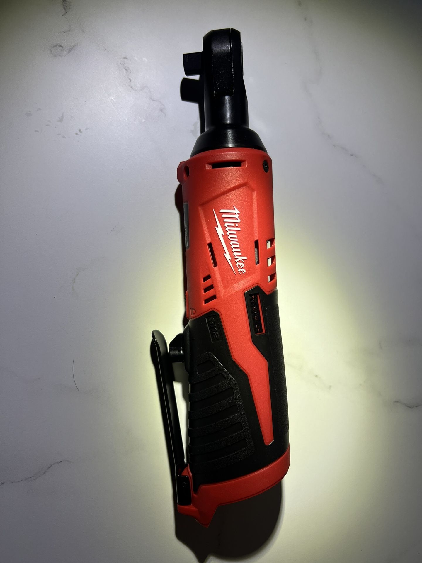 Milwaukee M12 12V Lithium-Ion Cordless 3/8 in. Ratchet (Tool-Only)