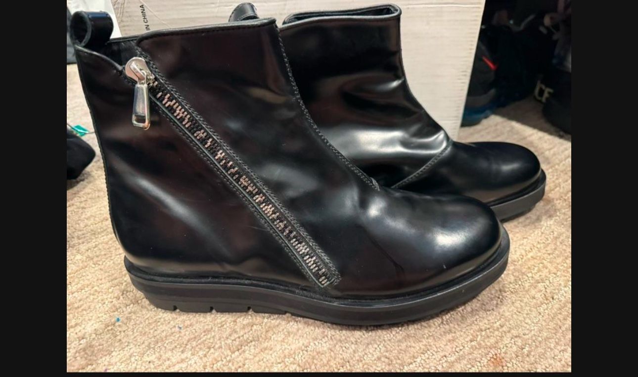 Men’s Boots