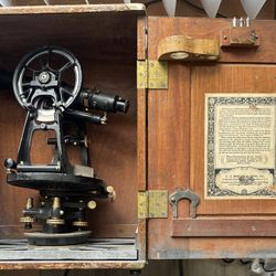 Antique Vintage C. L. Berger & Sons 31479 Transit w/ Wooden Case Boston, MA USA