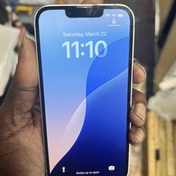 IPHONE 13 128GB UNLOCKED CRACKED BACK SELLING FOR $259‼️