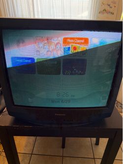 Panasonic Retro Gaming TV! Model CT-20G7DF  20" CRT Color tv