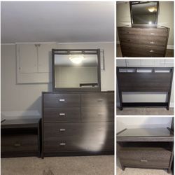 Wooden Grey Queen Size Headboard, Dresser & Nightstand 