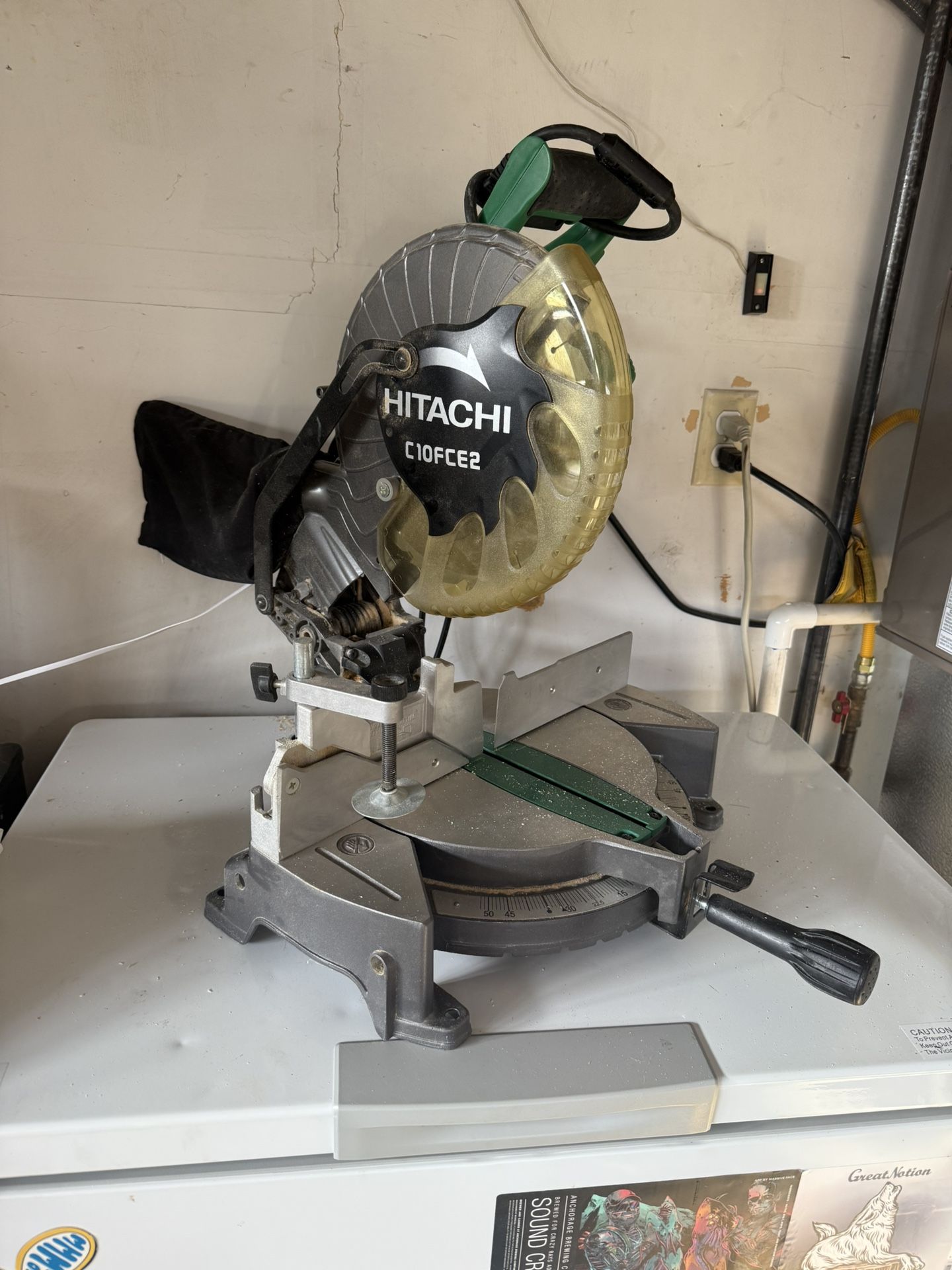 Hitachi Miter Saw 10”