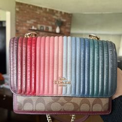 Klare Crossbody Bag With Rainbow Linear Quilting 