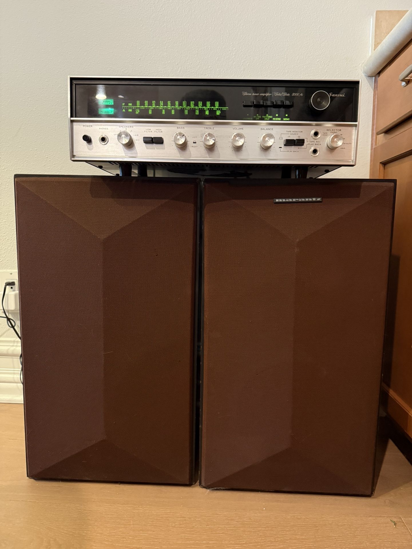 Sansui 5000A+Marantz HD550 Speakers+Custom Speaker Stands