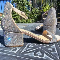 Betsey Johnson women's Mari Block Heel Evening Sandals size 9 bling rhinestone wedding shoes crystal