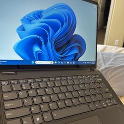 Lenovo Idea Pad Flex 5i (14” ) Touch Screen 