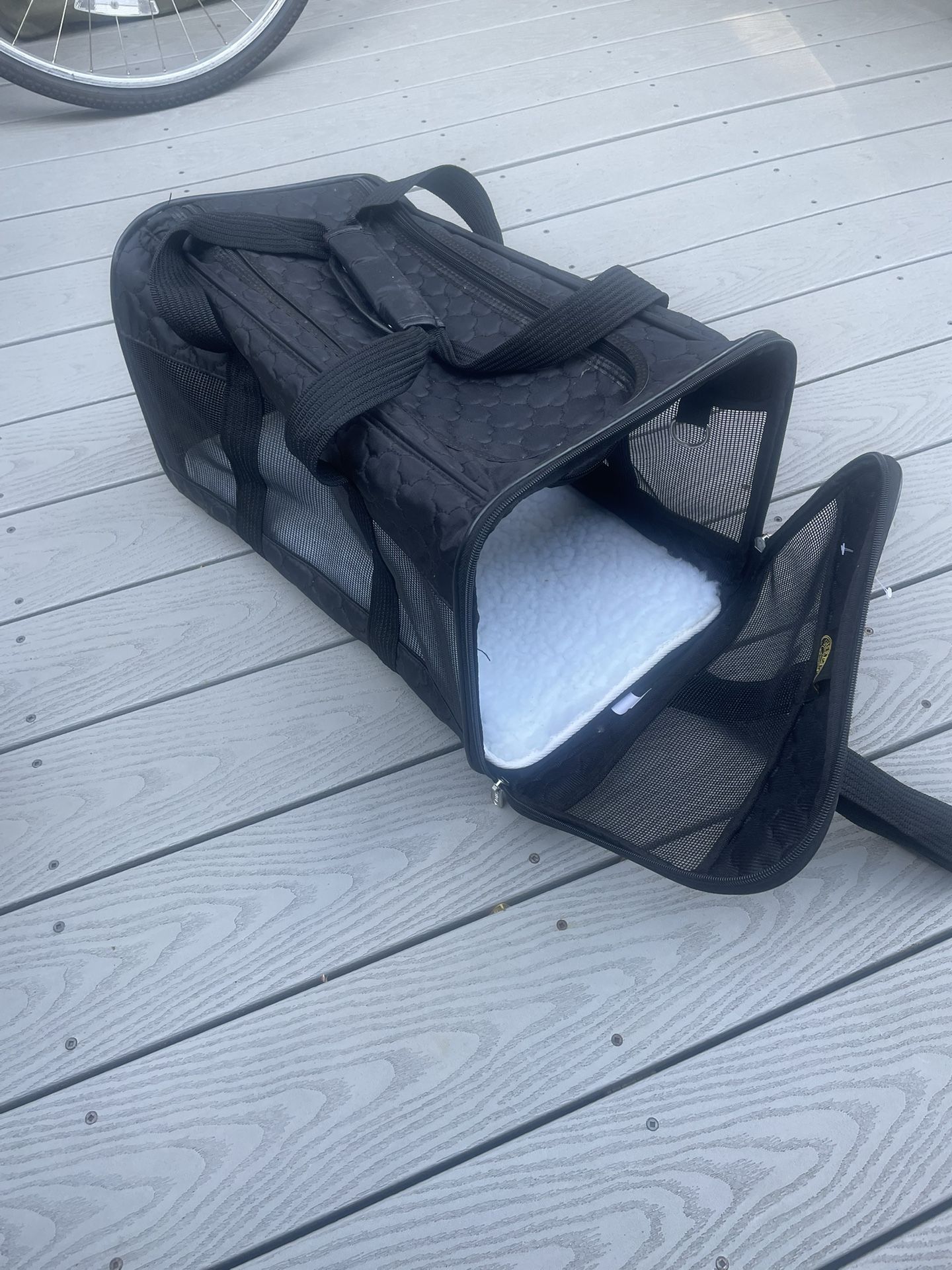 Pet Carrier Bag TSA Carry-On Friendly